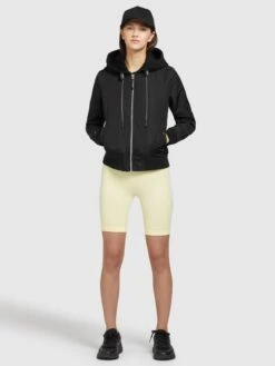 Khujo Tussenjassen Tussenjas Persee Dames Zwart -Khujo 072120ea3263dd33c7a32fa16085bc2e