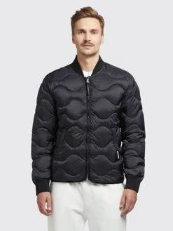 Khujo Tussenjassen Tussenjas Picco Heren Zwart -Khujo 1a1e03339c31b0595a8d9d77d2fd8062