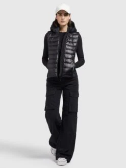 Khujo Bodywarmers Bodywarmer Fabia Dames Zwart 15 Khujo Bodywarmers Bodywarmer Fabia Dames Zwart -Khujo 97a13676eec2b38eb97c5853a45c4ec5