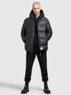 Khujo Tussenjassen Tussenjas Nabor Heren Zwart 12 Khujo Tussenjassen Tussenjas Nabor Heren Zwart -Khujo 9c59cc9d03dd4cf740fa32e28e708dc2