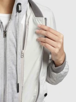 Khujo Tussenjassen Tussenjas Persee Dames Wit -Khujo aa43a75db80b8c28b286a0a6fc93fc64